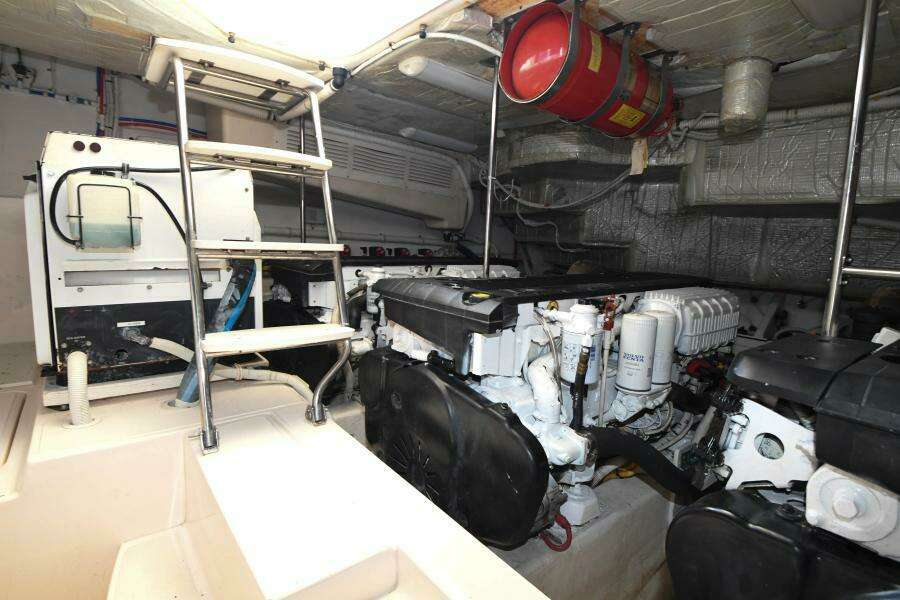 2008 58 Tiara Yachts Sovran - Dreamscape - Engine Room