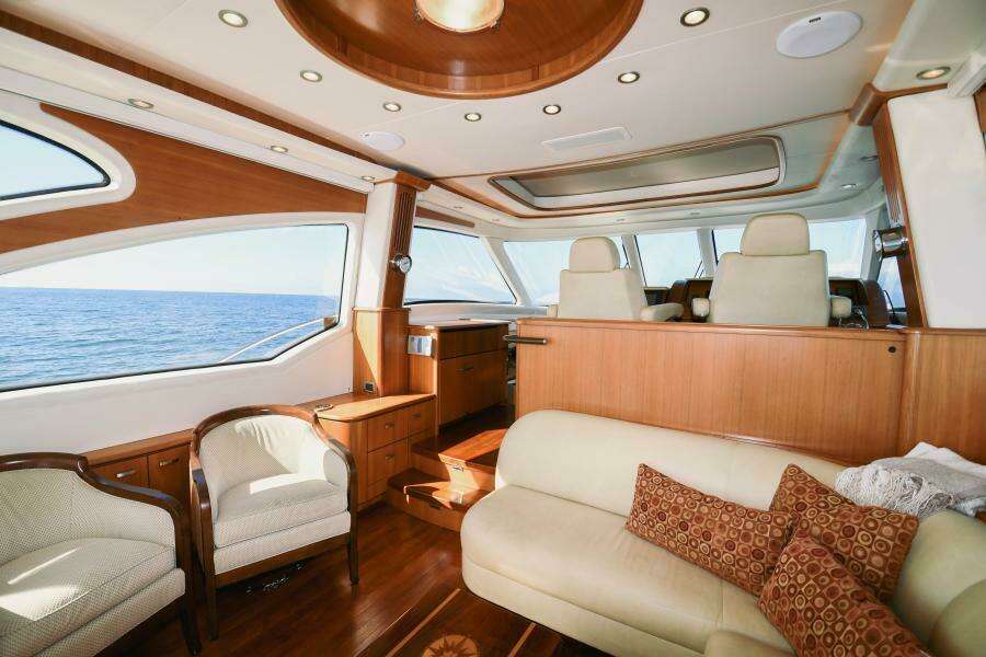 2008 58 Tiara Yachts Sovran - Dreamscape - Salon Port