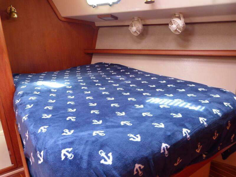 2000 Island Packet 420