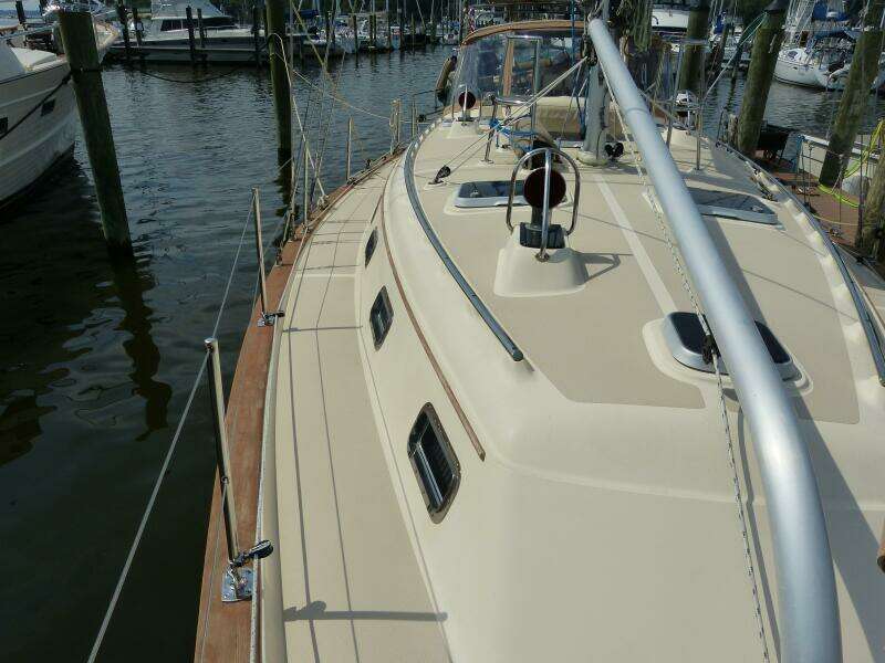 2000 Island Packet 420