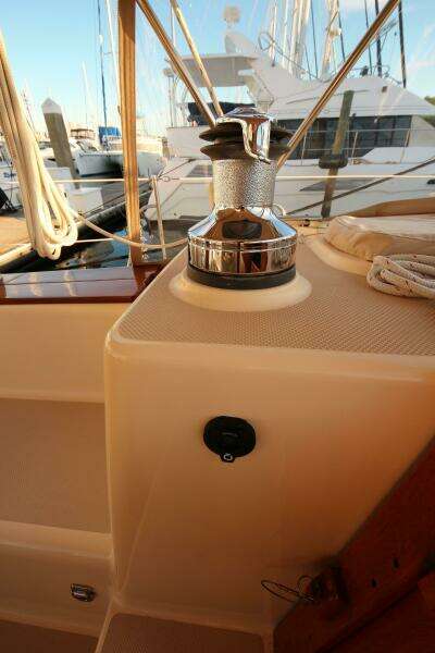 2000 Island Packet 420