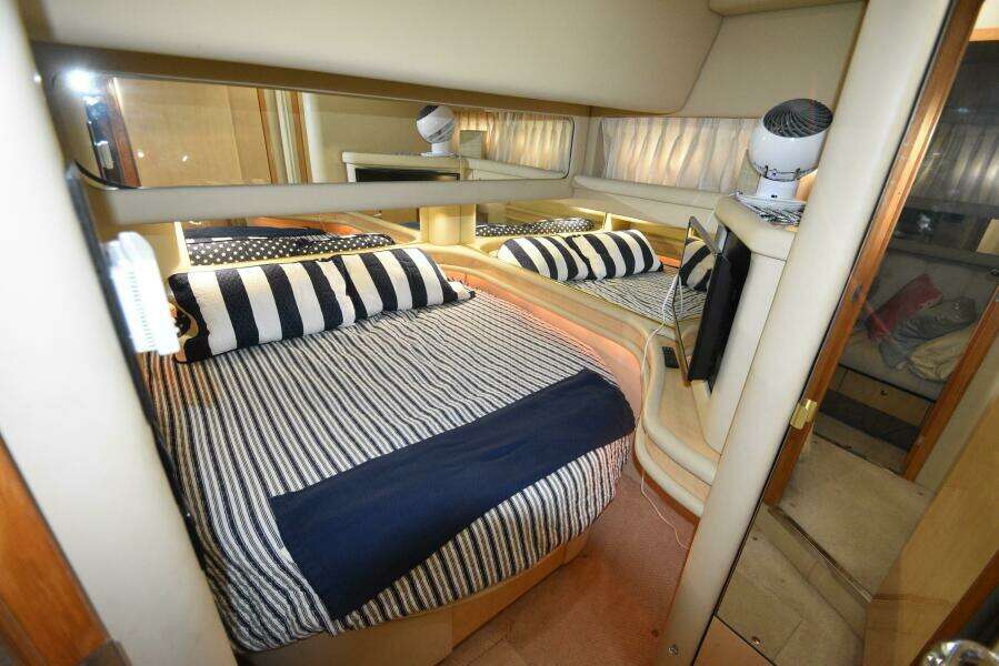 2000 Sea Ray 480 Sedan Bridge Power 9850225 983774522 0 240620250704 18