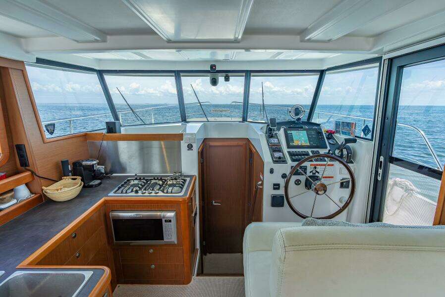 2015 Beneteau Swift Trawler 34