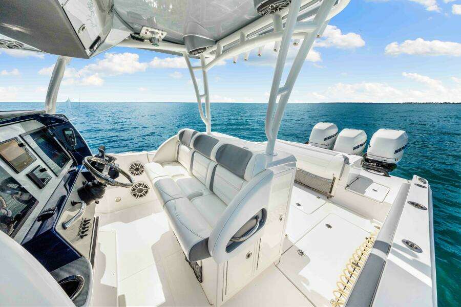 2021 Nor-Tech 390SS - Helm