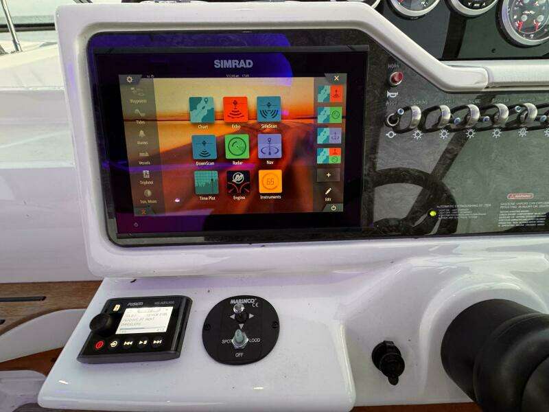 2019 Sea Ray 350 Sundancer