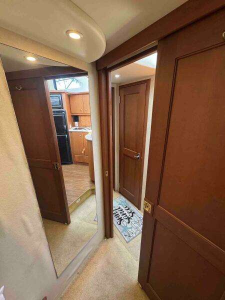 34c Silverton port guest berth 2