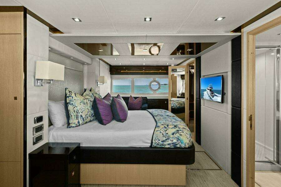 2013 Sunseeker 73 Manhattan