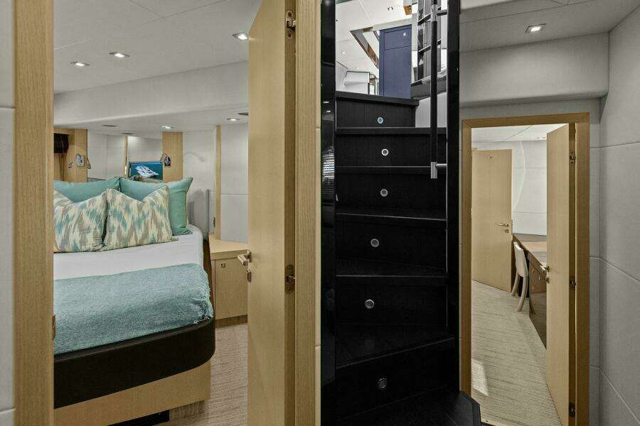 2013 Sunseeker 73 Manhattan