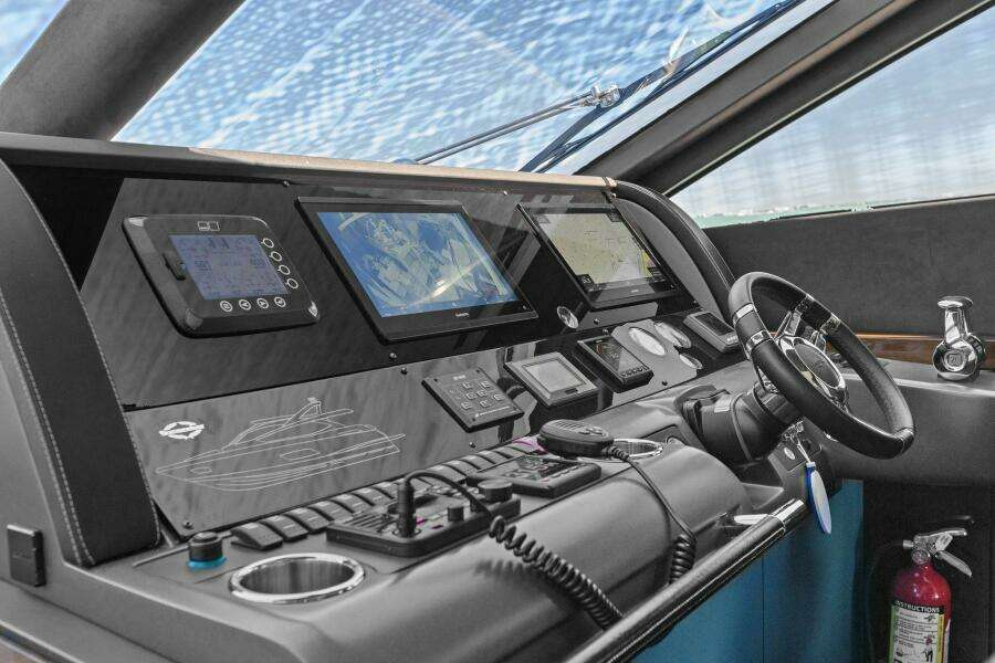 2013 Sunseeker 73 Manhattan