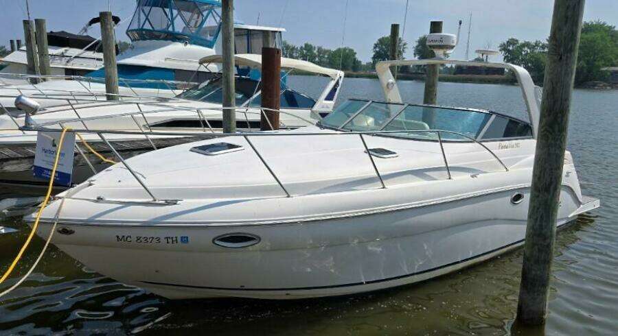 2003 Rinker Fiesta Vee 312
