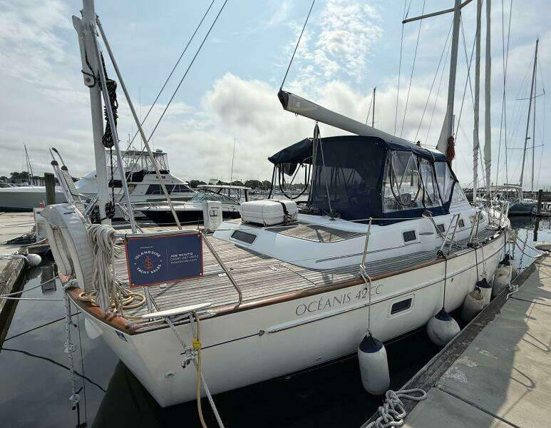 2003 Beneteau 