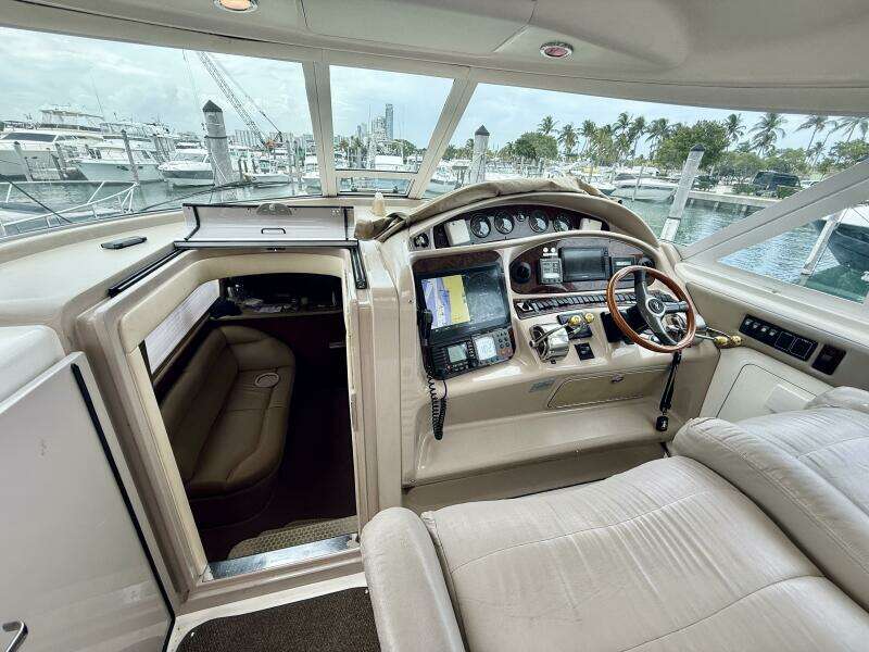 2003 Sea Ray 480 Motor Yacht
