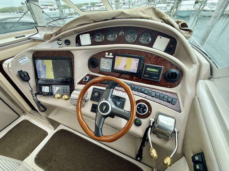 2003 Sea Ray 480 Motor Yacht