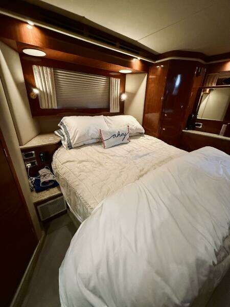 2003 Sea Ray 480 Motor Yacht