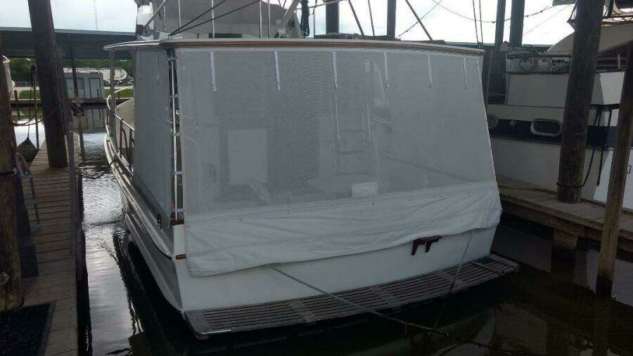 36' Grand Banks aftdeck sun shades
