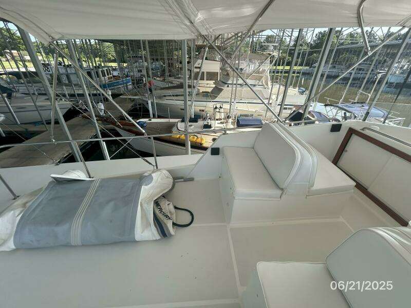 36' Grand Banks flybridge port