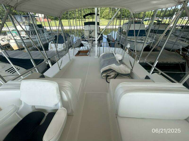 36' Grand Banks flybridge aft