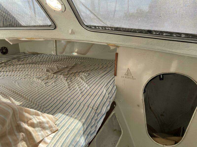 1976 Catalac 9 Meter