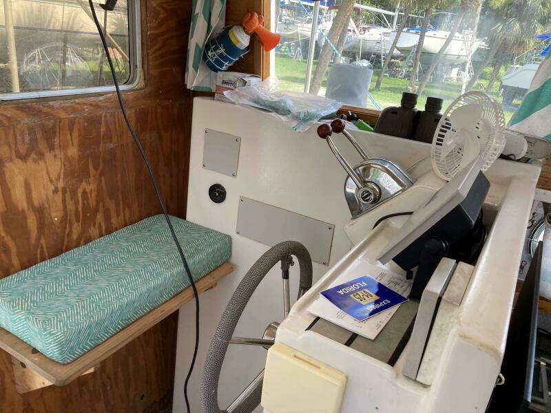 1976 Catalac 9 Meter