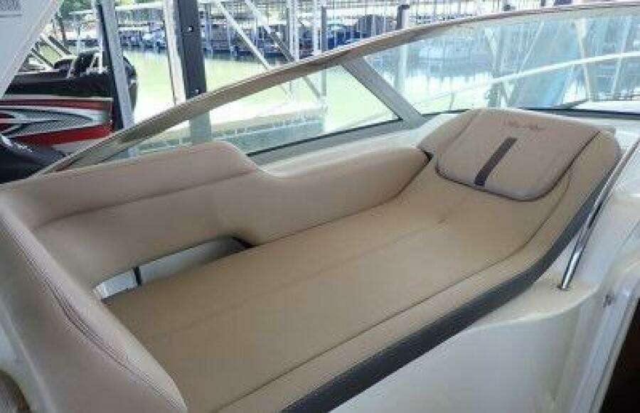 2016 Sea Ray 350 Sundancer