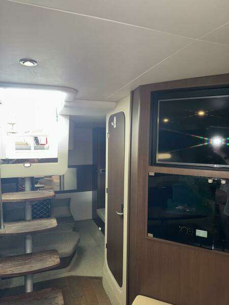 2016 Sea Ray 350 Sundancer