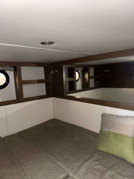 2016 Sea Ray 350 Sundancer