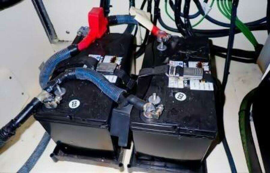 2016 Sea Ray 350 Sundancer