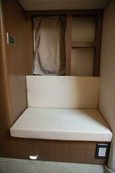 2016 Sea Ray 350 Sundancer