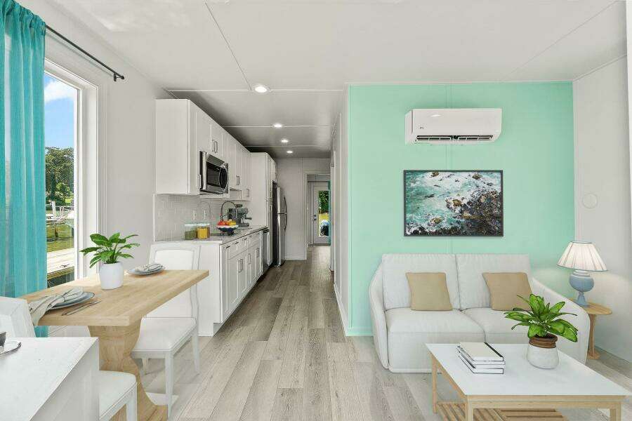 2025 Custom Hank's 40 Houseboat