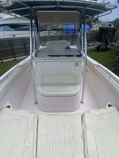 2003 Grady-White 283 Release