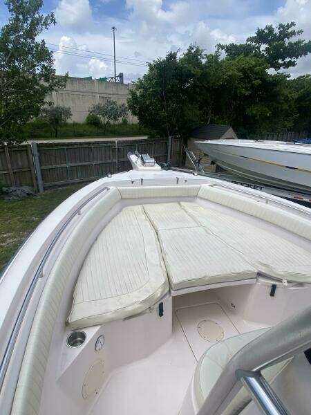 2003 Grady-White 283 Release