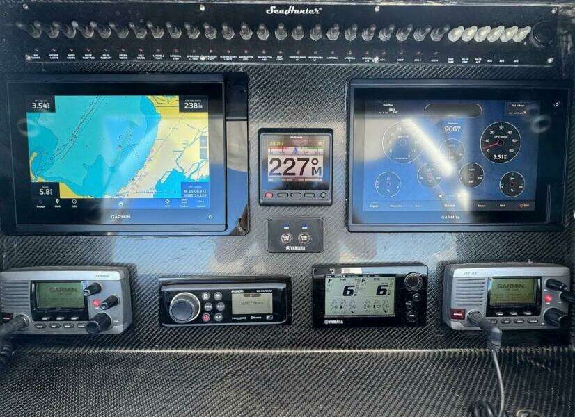 2013 SeaHunter 32T