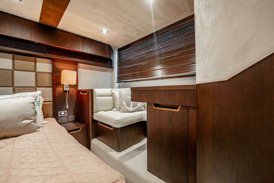 2017 Galeon 510 Skybridge