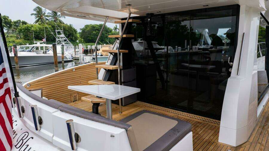 2017 Galeon 510 Skybridge