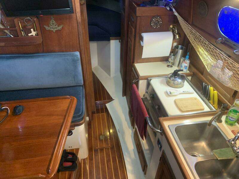 1984 Pacific Seacraft Orion