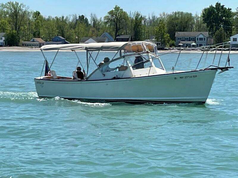 1981 Dyer Dyer 29 Flush Deck-Bass Boat