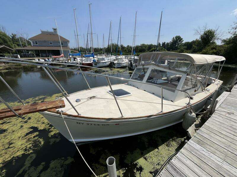 1981 Dyer Dyer 29 Flush Deck-Bass Boat