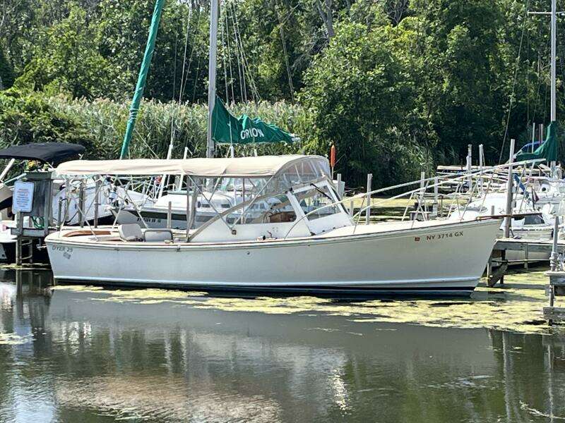 1981 Dyer Dyer 29 Flush Deck-Bass Boat