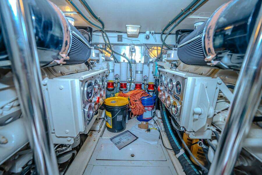 1997 Ocean Yachts 60 Super Sport  EB