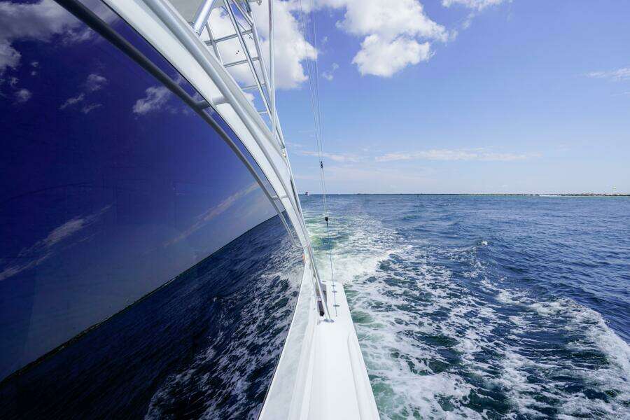 2016 Viking 52 Sport Tower- CONTAGIOUS HABIT- Mask