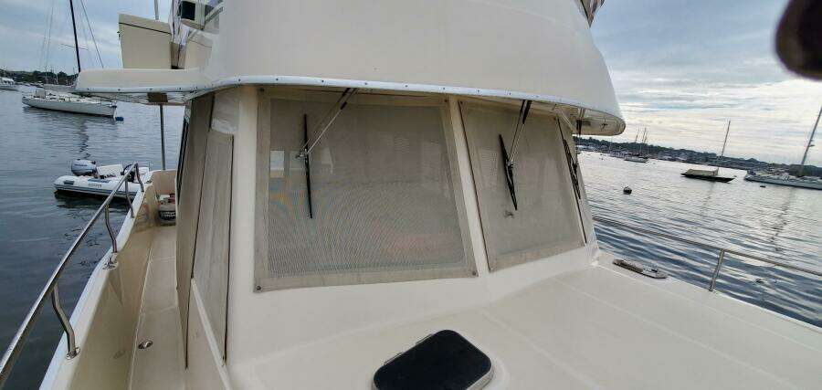 2004 Mainship 400 Trawler