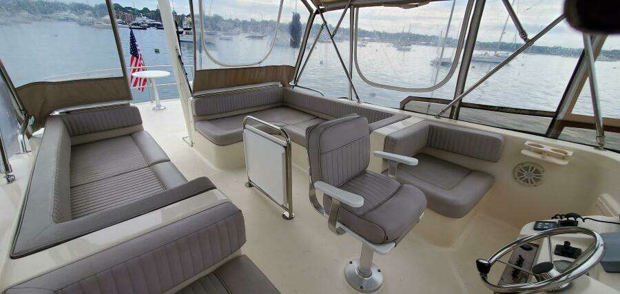 2004 Mainship 400 Trawler