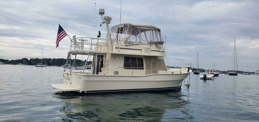 2004 Mainship 400 Trawler