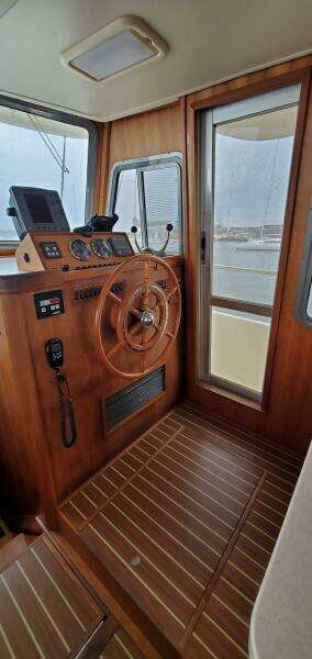 2004 Mainship 400 Trawler