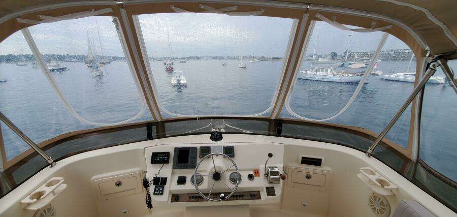2004 Mainship 400 Trawler