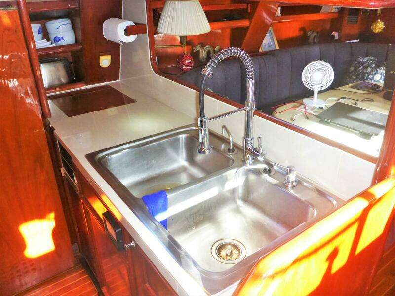1988 Cooper Pilothouse 60