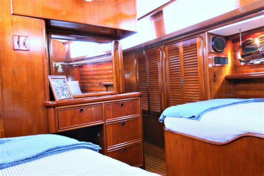 1988 Cooper Pilothouse 60
