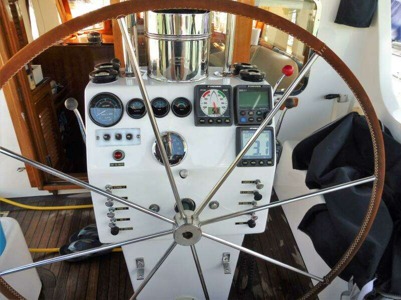1988 Cooper Pilothouse 60