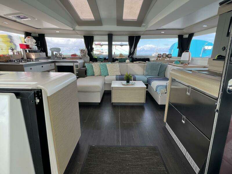 2022 Fountaine Pajot Elba 45
