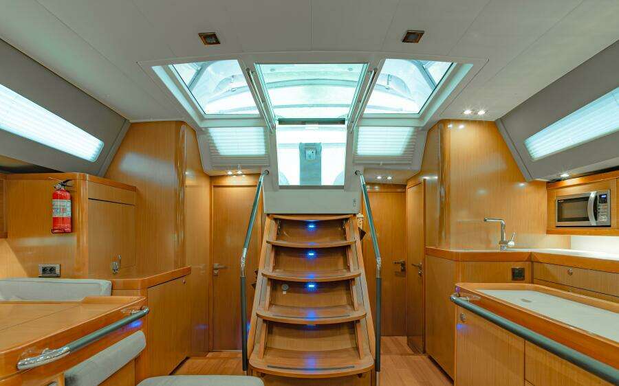 2017 Beneteau Oceanis 60